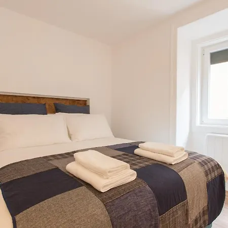 Flh Santa Marta Portuguese Flat